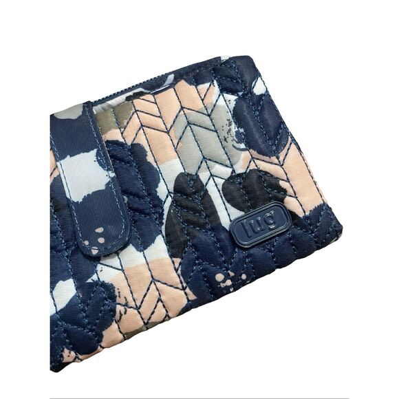 Lug Split Wristlet/Wallet Combo - Picture 2 of 4